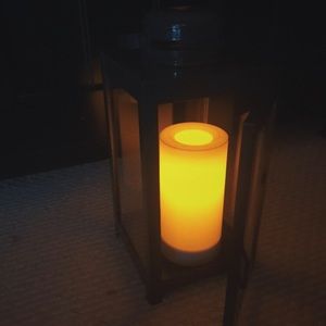 Hanging or sitting lantern